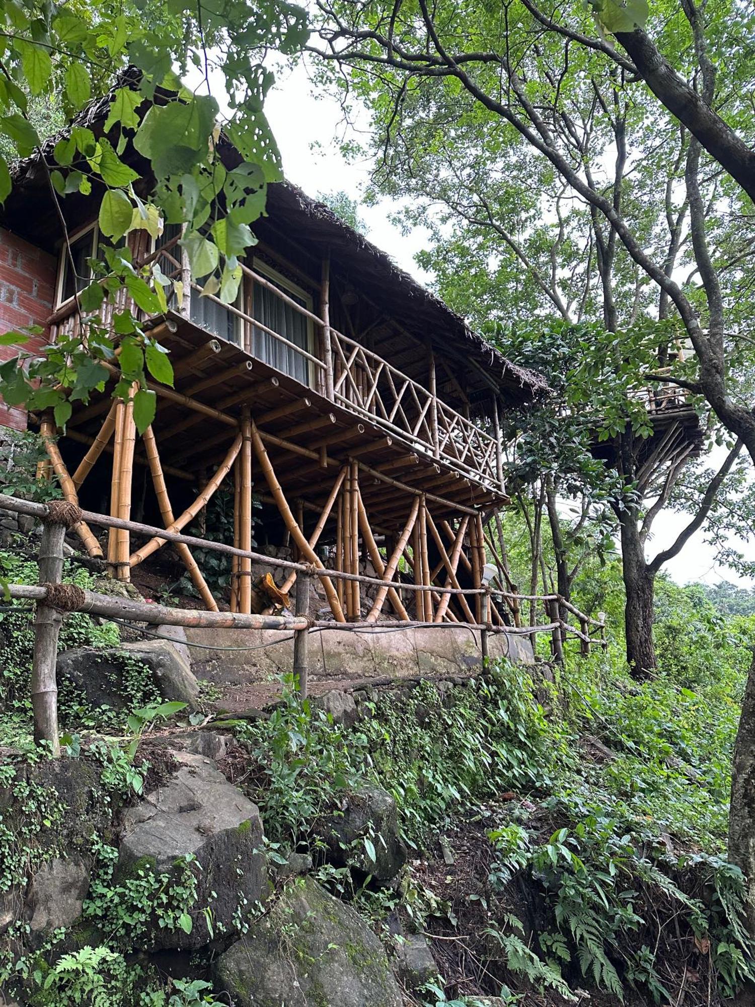 Sunset Valley Kerala Pool Resort - Monsoon Forest Cottage Stay In Idukki With Private Waterfalls, Natural Streams & Breathtaking Views Pīrmed エクステリア 写真