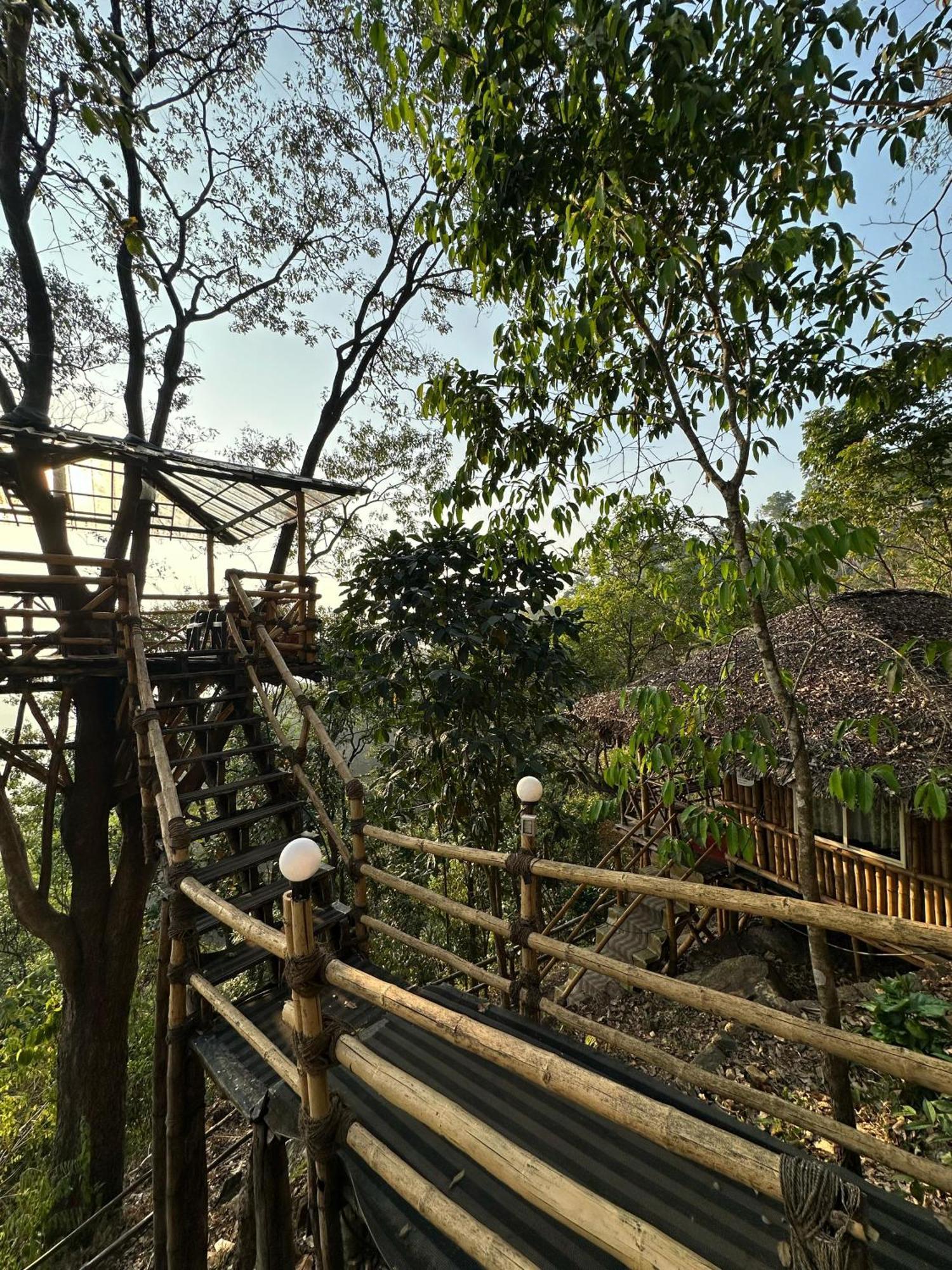 Sunset Valley Kerala Pool Resort - Monsoon Forest Cottage Stay In Idukki With Private Waterfalls, Natural Streams & Breathtaking Views Pīrmed エクステリア 写真